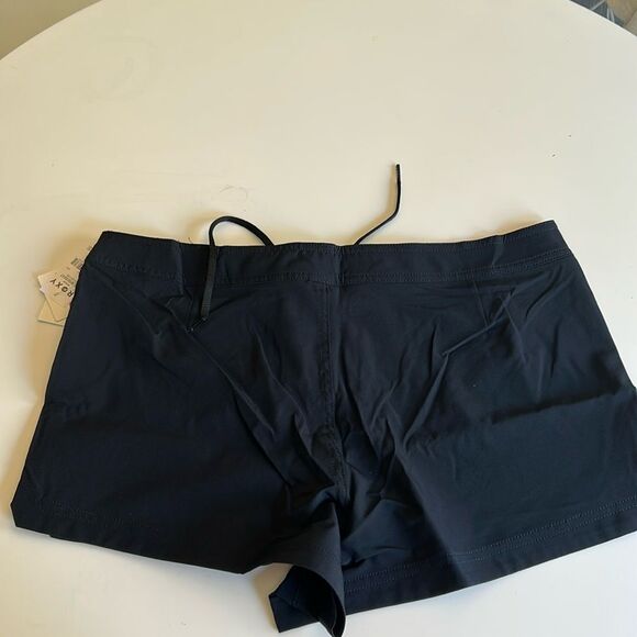 ROXY To Dye 2" Board short, Black, Size XL, NWT - Picture 4 of 10